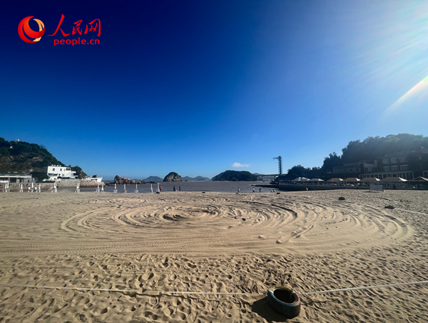 東岙沙灘風景。人民網(wǎng) 歐陽易佳攝